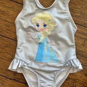 Play Disney Elsa bathing suit 2T